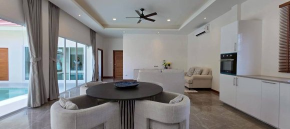 Moradia T3 em Pattaya, Thailand N.º 66838 6