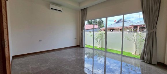 Moradia T3 em Pattaya, Thailand N.º 66838 11