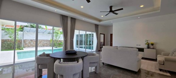 Moradia T3 em Pattaya, Thailand N.º 66838 8