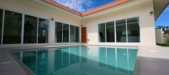 Moradia T3 em Pattaya, Thailand N.º 66838 2