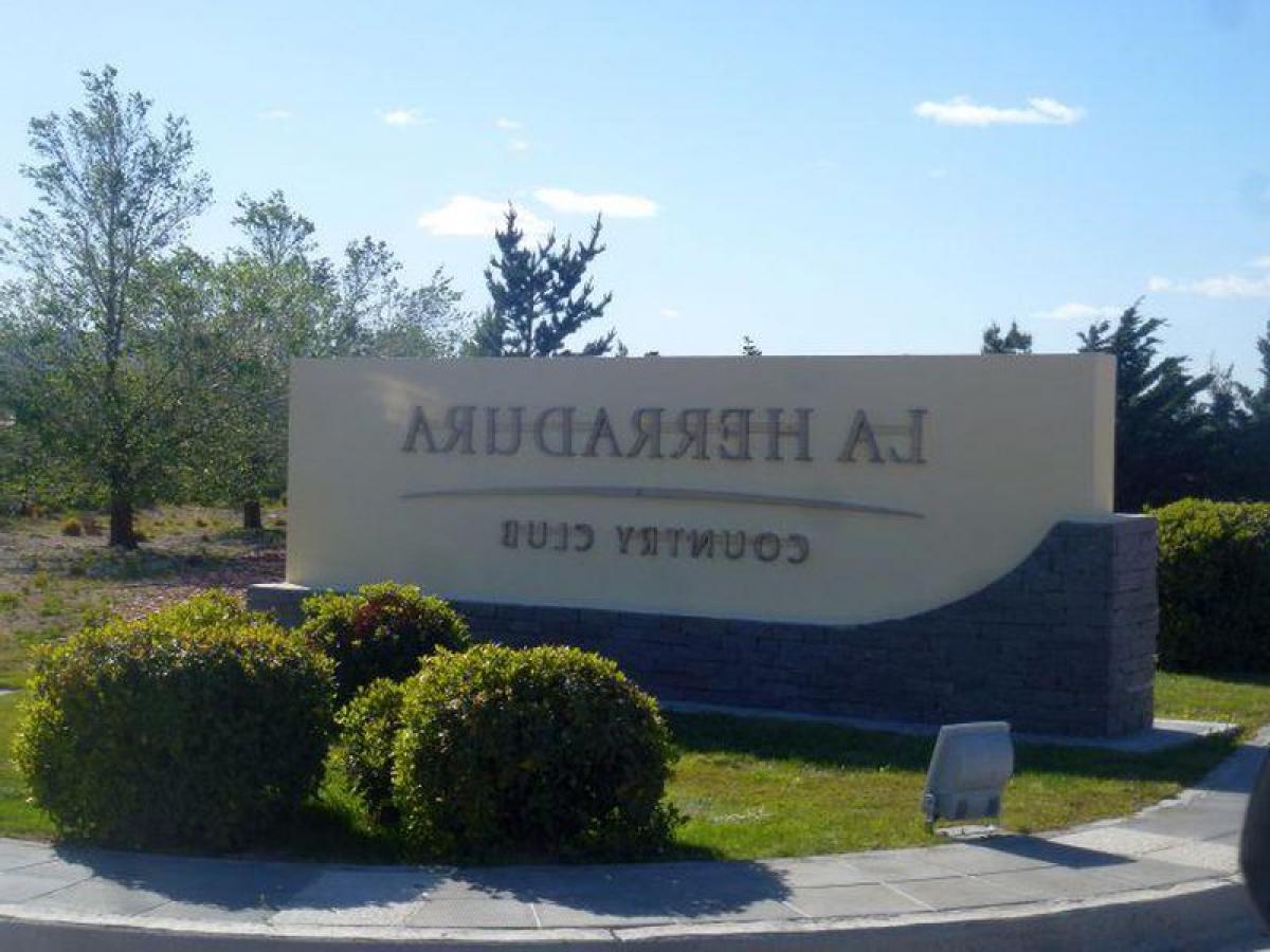 Земельный участок в Чубут, Аргентина № 33833