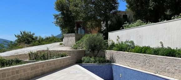 3 bedrooms Bungalow in Tivat, Montenegro No. 195 11