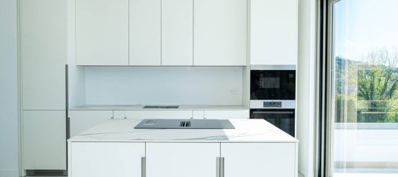 3 bedrooms Bungalow in Tivat, Montenegro No. 195 22