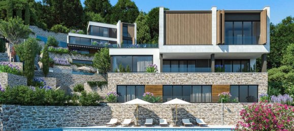 3 bedrooms Bungalow in Tivat, Montenegro No. 195 2