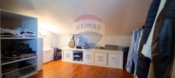 4 rooms Apartment in Montemarciano, Italy No. 2898 31