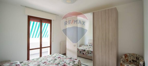 4 rooms Apartment in Montemarciano, Italy No. 2898 19