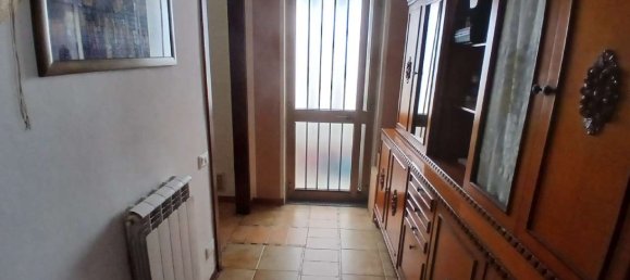 5 rooms Apartment in Carrara, Italy No. 290248 4