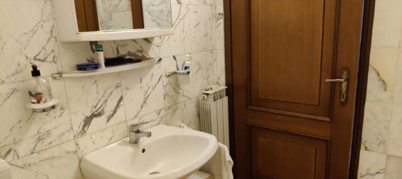 5 rooms Apartment in Carrara, Italy No. 290248 8