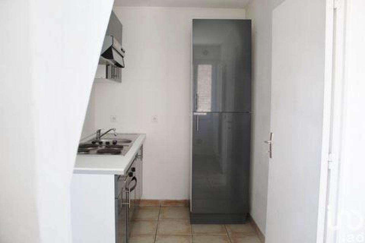 Дом с 3 спальнями в Бурдон, Франция № 3317