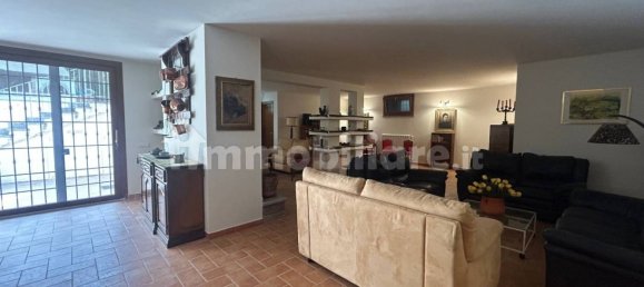 Villa de 6 dormitorios en Trevignano Romano, Italy No. 350218 37