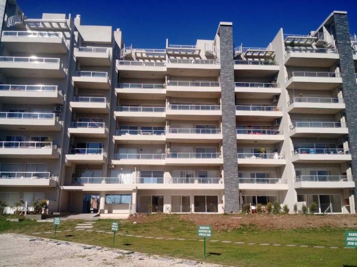 Studio in Tigre, Argentina No. 56892