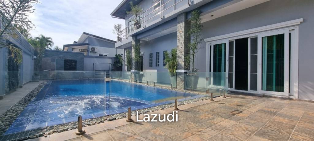 4 غرف نوم منزل في Bang Lamung, Thailand رقم 26131