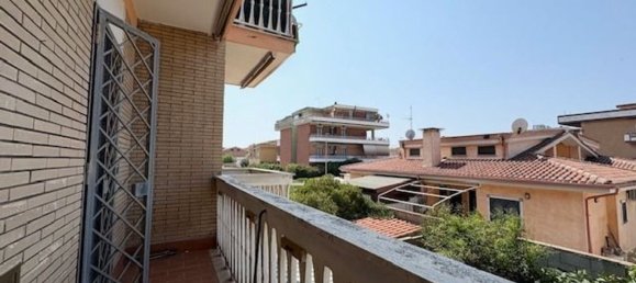 Apartamento T2 em Pomezia, Italy N.º 344378 2