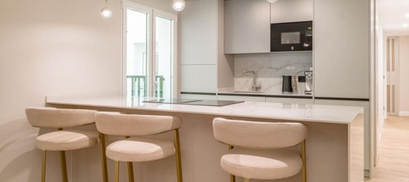 2 bedrooms Duplex in Madrid, Spain No. 127357 3