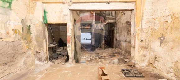 2 bedrooms House in Catania, Italy No. 275801 6