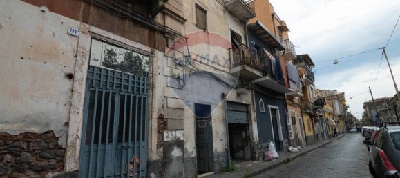 2 bedrooms House in Catania, Italy No. 275801 26