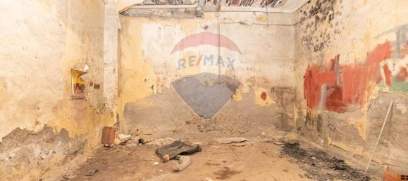 2 bedrooms House in Catania, Italy No. 275801 5