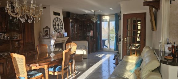 4 غرف نوم منزل في Goussainville, France رقم 120107 2