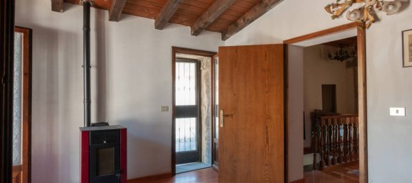 2 Schlafzimmer Haus in Camugnano, Italy, Nr. 273319 22