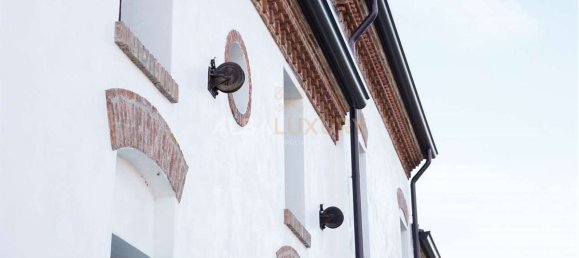 9 bedrooms Villa in Ostiglia, Italy No. 124990 9