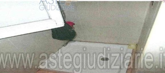 3غرفة شقة في Bari, Italy رقم 96463 13