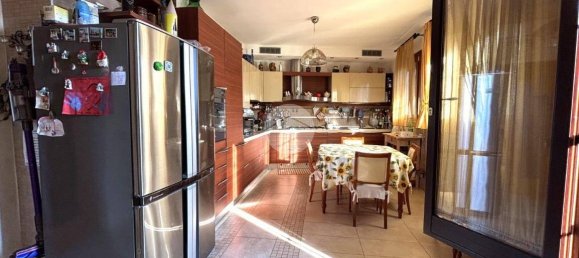 5 غرف نوم فيلا في Opera, Italy رقم 145266 8