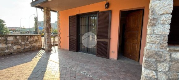 5 غرف نوم فيلا في Opera, Italy رقم 145266 22