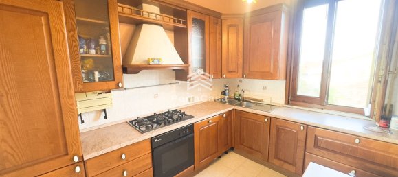 4 bedrooms Apartment in Vigevano, Italy No. 360857 7