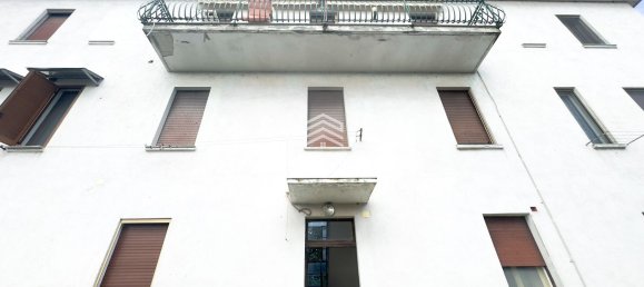 4 bedrooms Apartment in Vigevano, Italy No. 360857 34