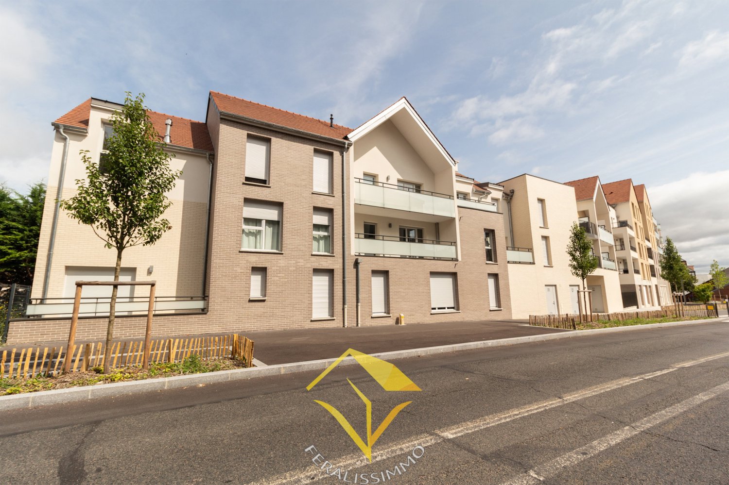 3 bedrooms Duplex in Jouy-le-Moutier, France No. 184861