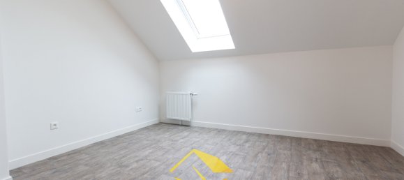 3 bedrooms Duplex in Jouy-le-Moutier, France No. 184861 9