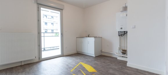 3 bedrooms Duplex in Jouy-le-Moutier, France No. 184861 6