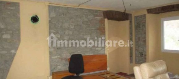 Casa de 2 dormitorios en Montacuto, Italy No. 127160 4