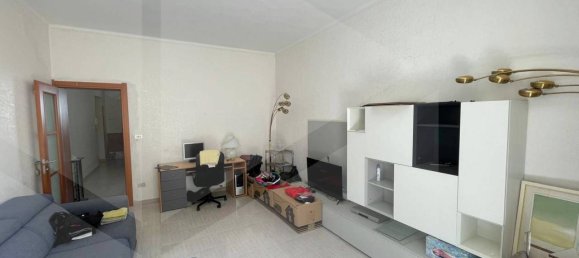 Apartamento de 3 habitaciónes en Molfetta, Italy No. 28578 17