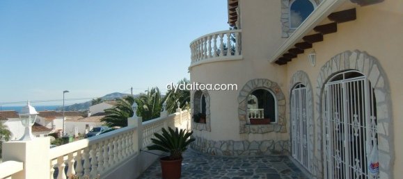 8 bedrooms House in La Nucia, Spain No. 93463 9
