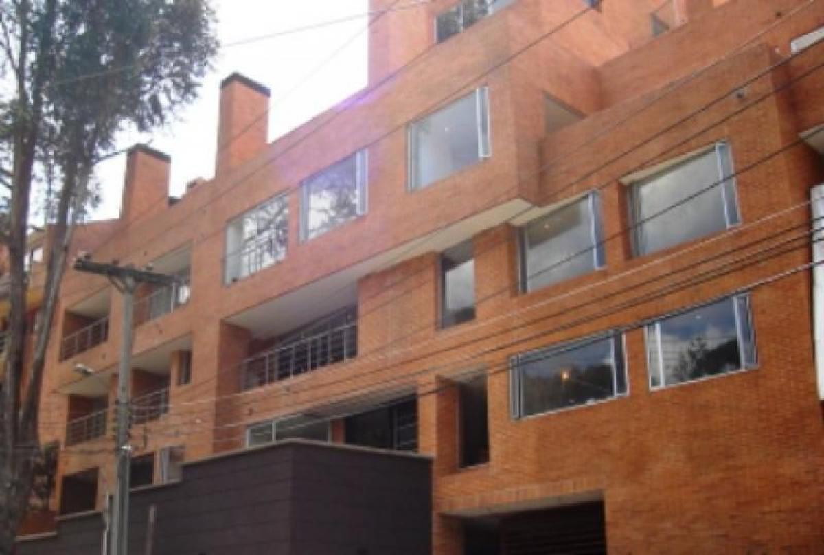 3 bedrooms House in Bogota, Colombia No. 10554