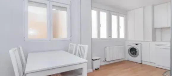 3 bedrooms Apartment in Granada, Spain No. 174498 7