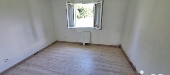 3 bedrooms House in La Saucelle, France No. 71942 3