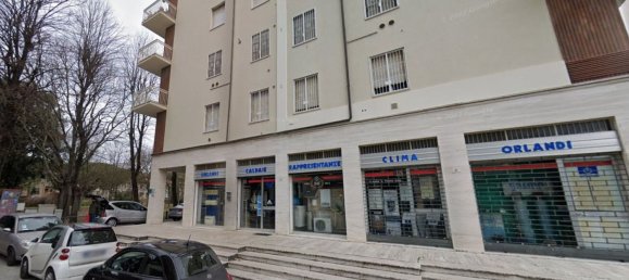 Gewerbliche Immobilie in Rimini, Italy 35m², Nr. 99441 4