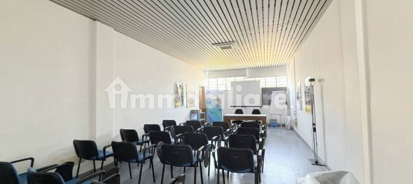 5غرفة مستودع في Voghera, Italy رقم 292377 11