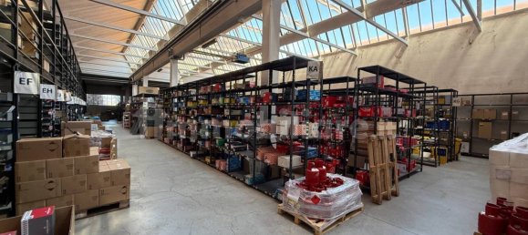 5غرفة مستودع في Voghera, Italy رقم 292377 29