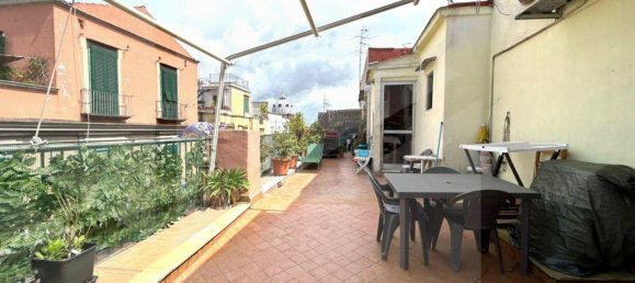 4 rooms Apartment in Naples, Italy No. 34516 12