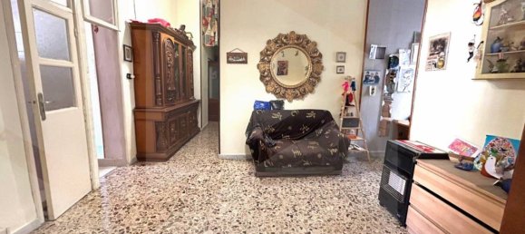 4 rooms Apartment in Naples, Italy No. 34516 8
