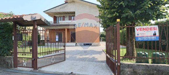 5 Schlafzimmer Villa in Spirano, Italy, Nr. 347593 4