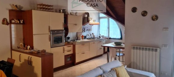 3 rooms Apartment in Omegna, Italy No. 26076 6