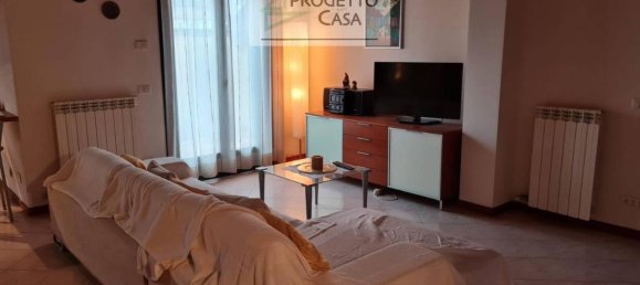 3 rooms Apartment in Omegna, Italy No. 26076 4