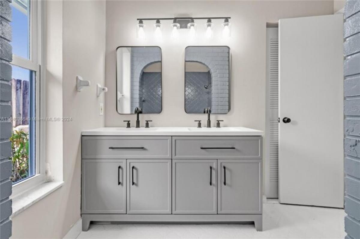 3 bedrooms House in Oakland Park, USA No. 410461