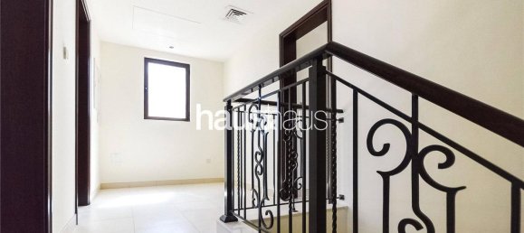 4 غرف نوم فيلا في ريم, UAE رقم 99815 8