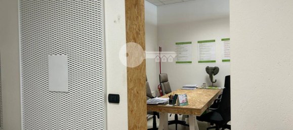 Gewerbliche Immobilie in Brescia, Italy 107m², Nr. 57526 6