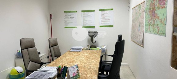 Gewerbliche Immobilie in Brescia, Italy 107m², Nr. 57526 8